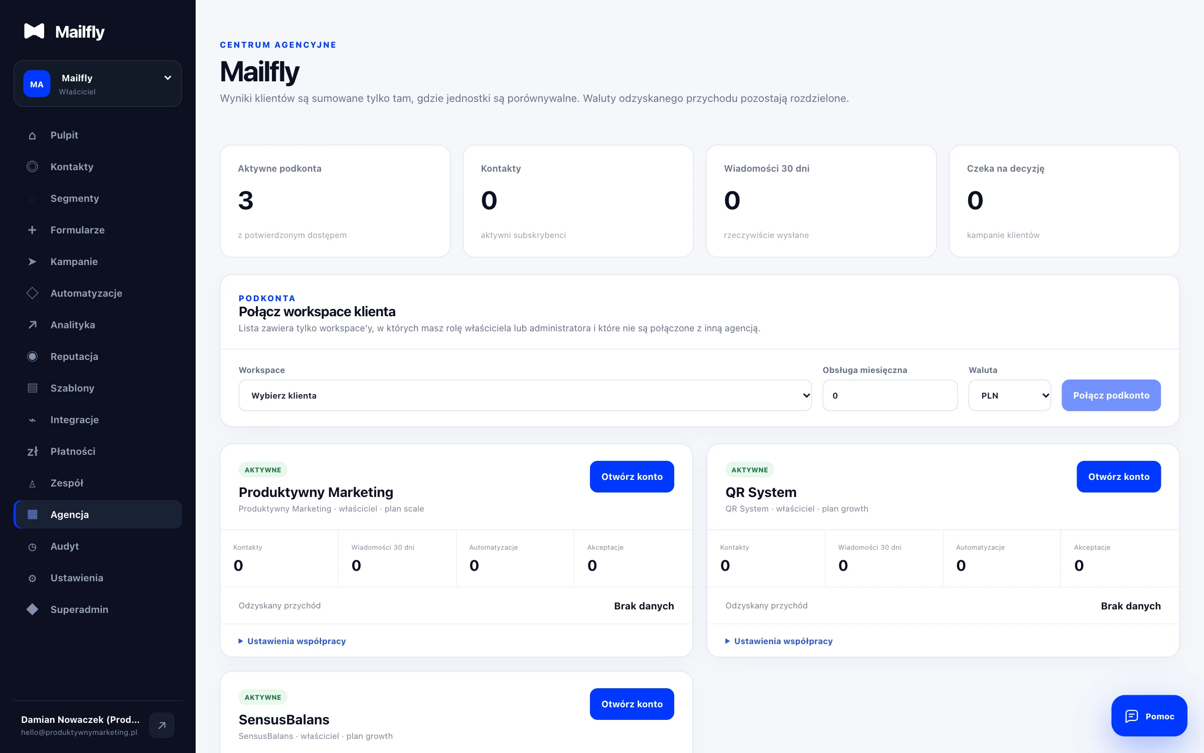 Tabela aktywnych kont klientów w Centrum agencyjnym Mailfly pokazująca QR System, SensusBalans oraz Produktywny Marketing